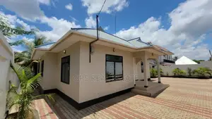 3bdrm House in Mikwambe, Kigamboni for sale