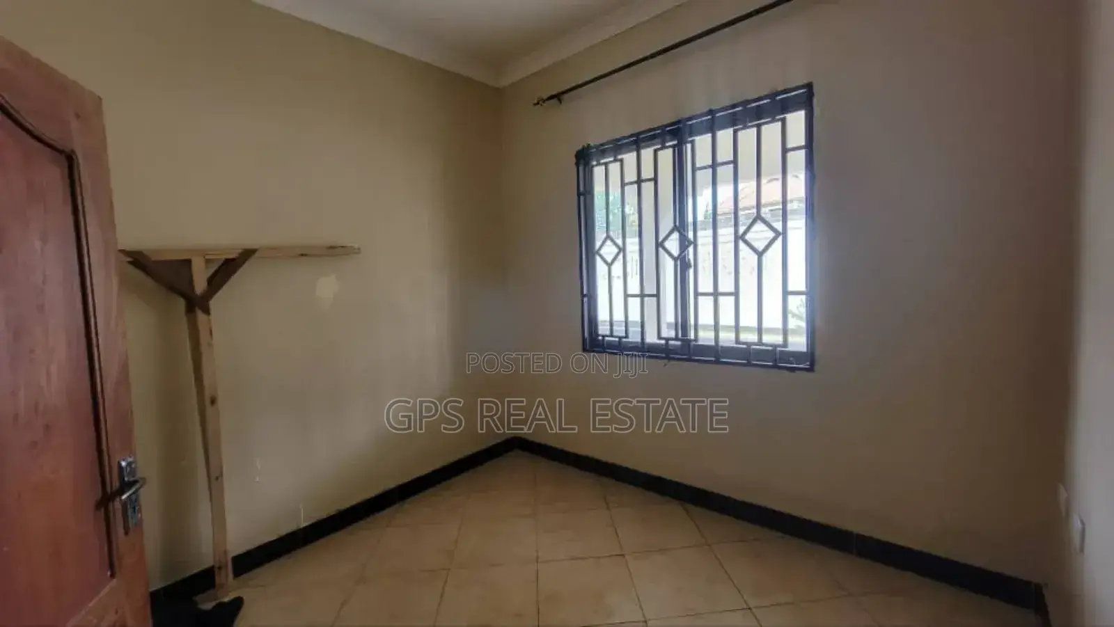 3bdrm House in Mikwambe, Kigamboni for sale