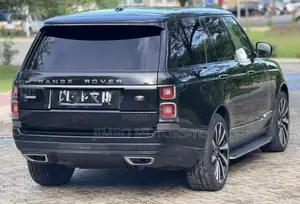 Land Rover Range Rover Vogue 2015 Black