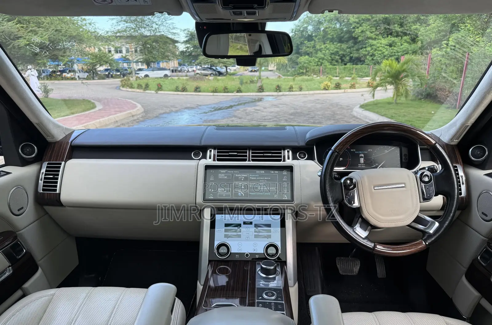 Land Rover Range Rover Vogue 2015 Black