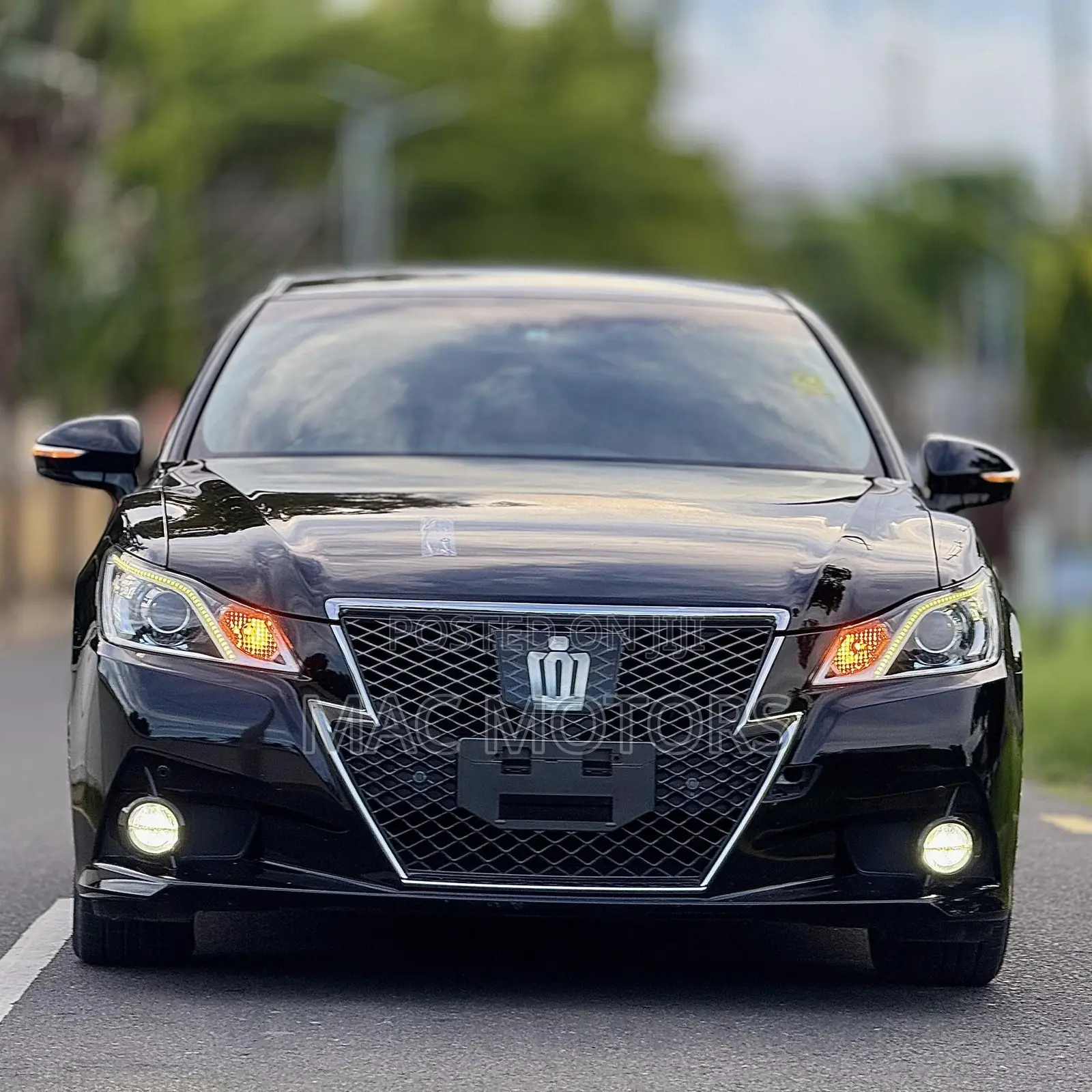 Toyota Crown 2015 Black