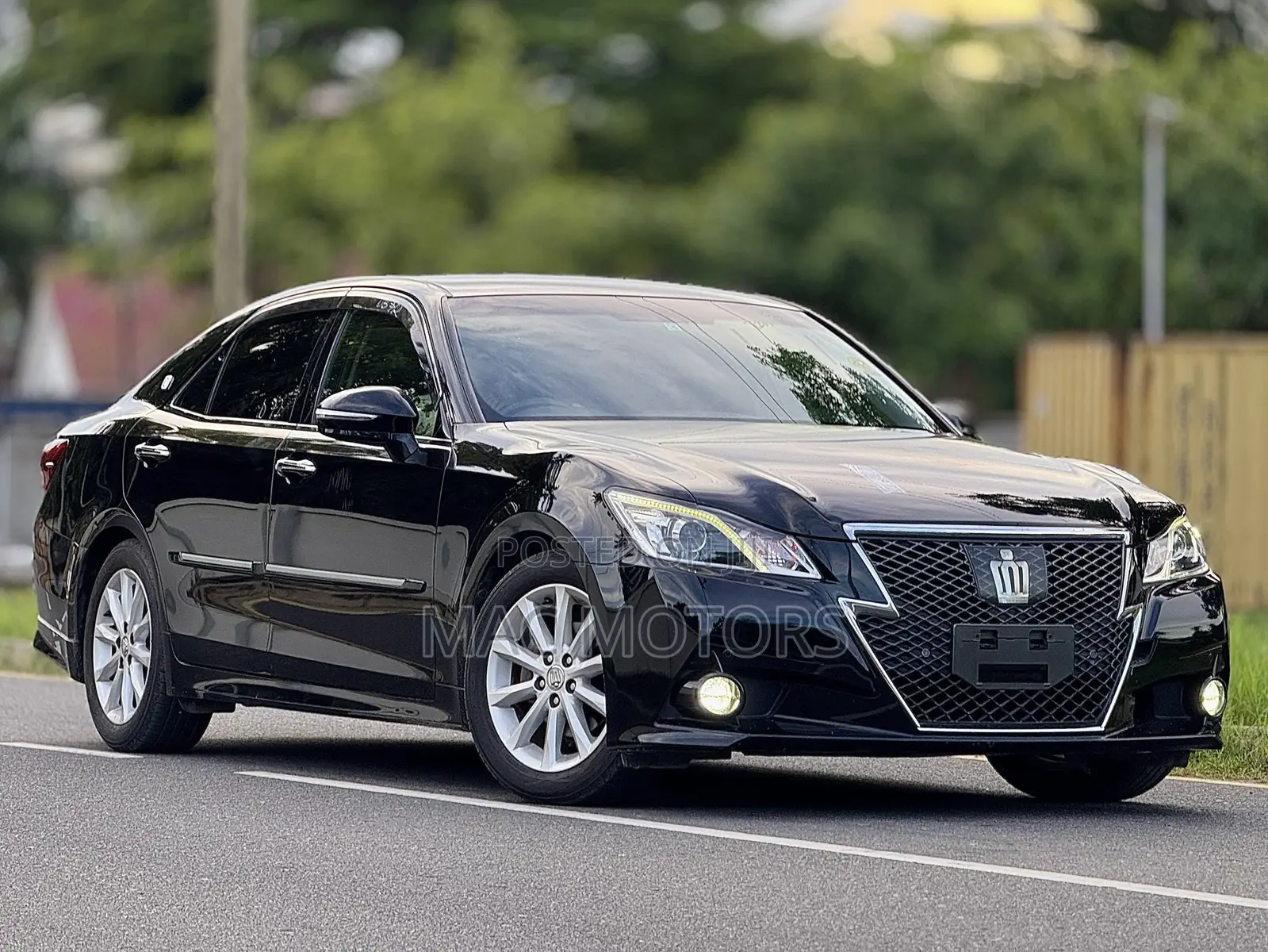 Toyota Crown 2015 Black