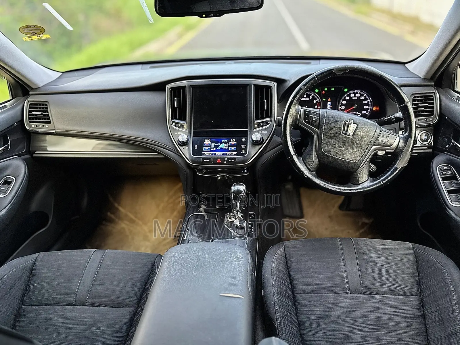 Toyota Crown 2015 Black