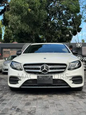 Mercedes-Benz E220 2017 White
