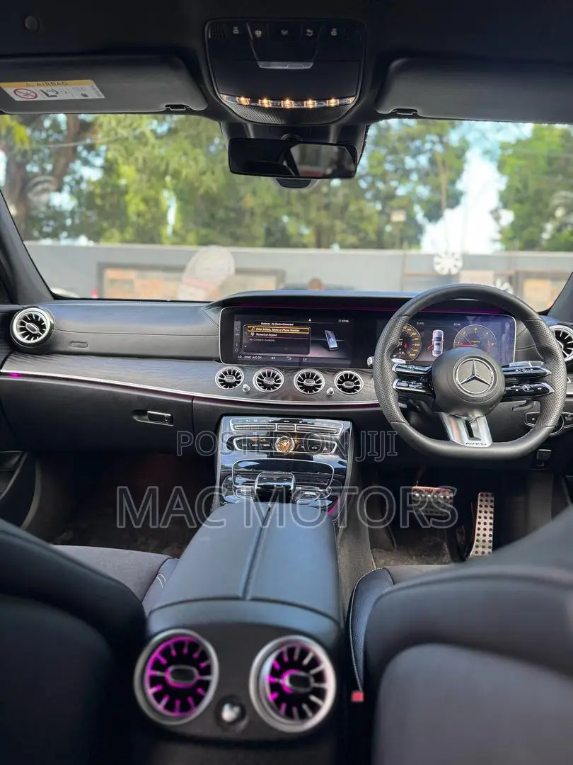 Mercedes-Benz E220 2017 White