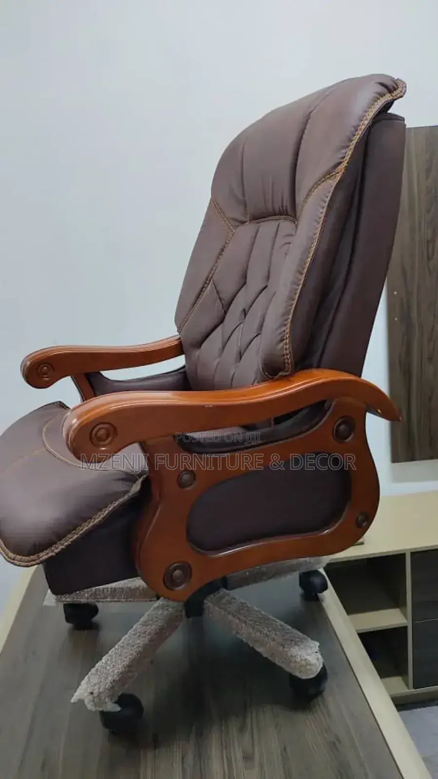 Classic Ceo Office Chair