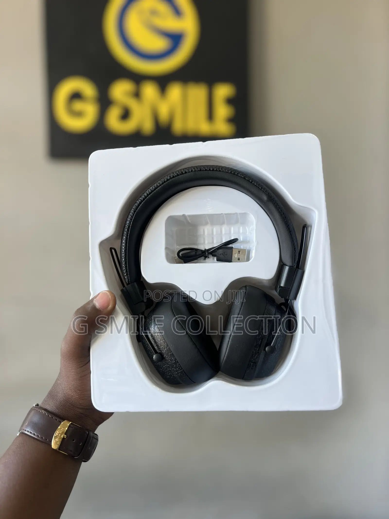 Admos Am6002 Wireless Headphones