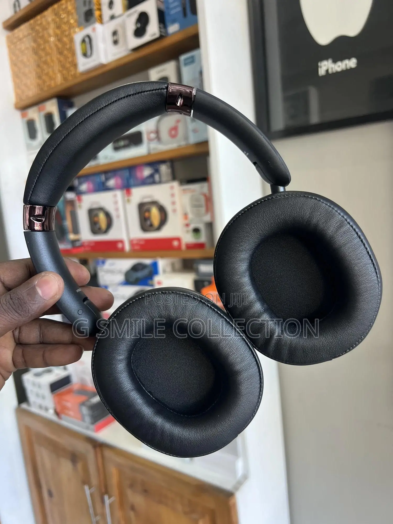 Admos Am657 Anc Wireless Headphones