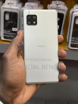 Sharp Aquos sense5G 64 GB White