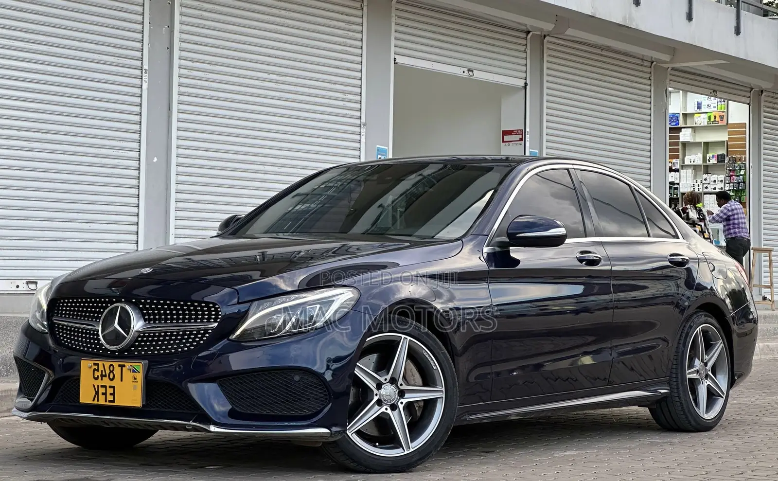 Mercedes-Benz C250 2014 Blue