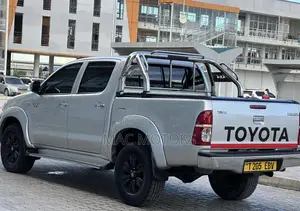 Toyota Hilux 3.0 D-4D Double Cab 4x4 Raider 2007 Silver
