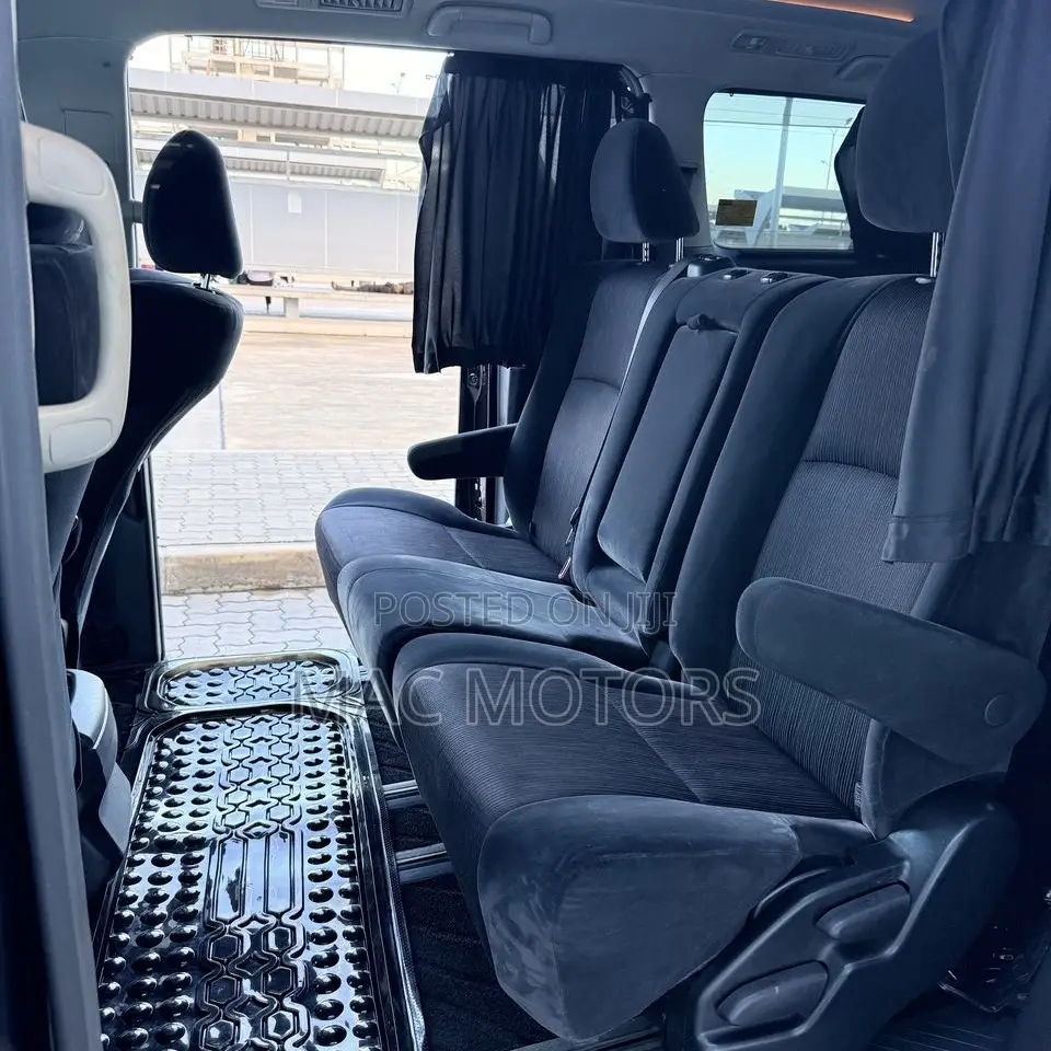 Toyota Vellfire 2011 Purple