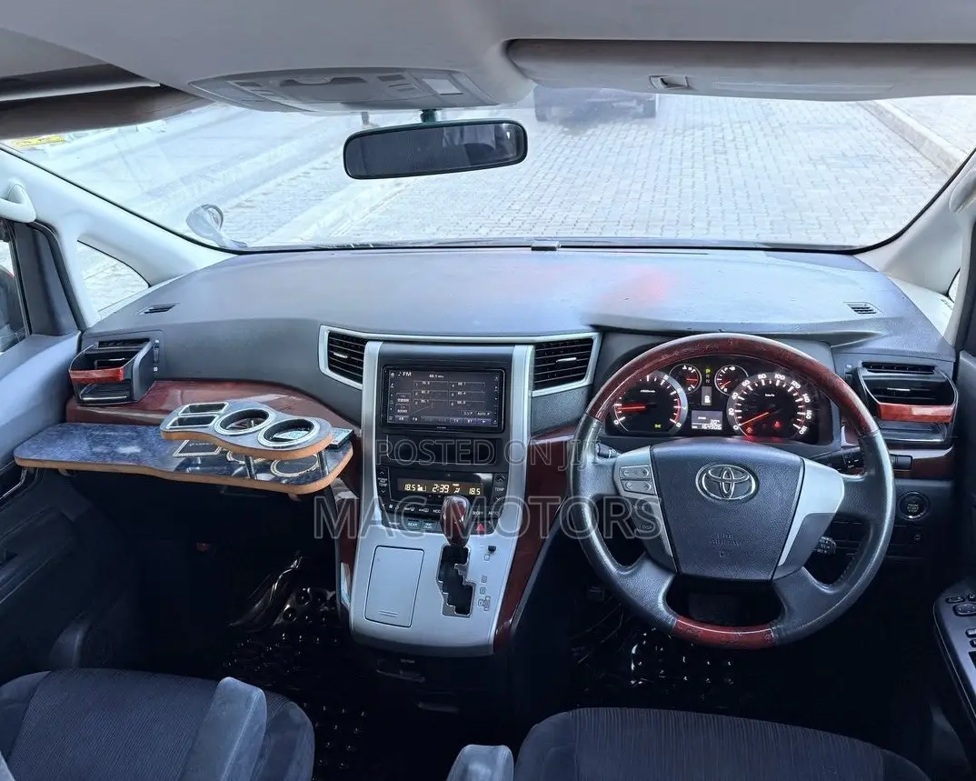 Toyota Vellfire 2011 Purple