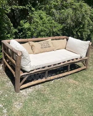 Sofa Nzuri Sana Bei Poa Sana
