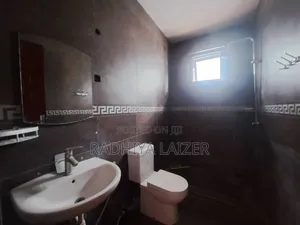 3bdrm House in Kibada, Kigamboni for sale
