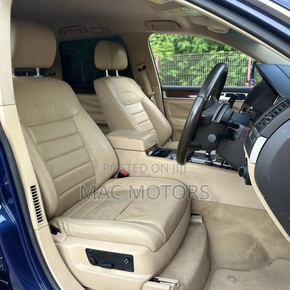 Volkswagen Touareg 2007 Blue