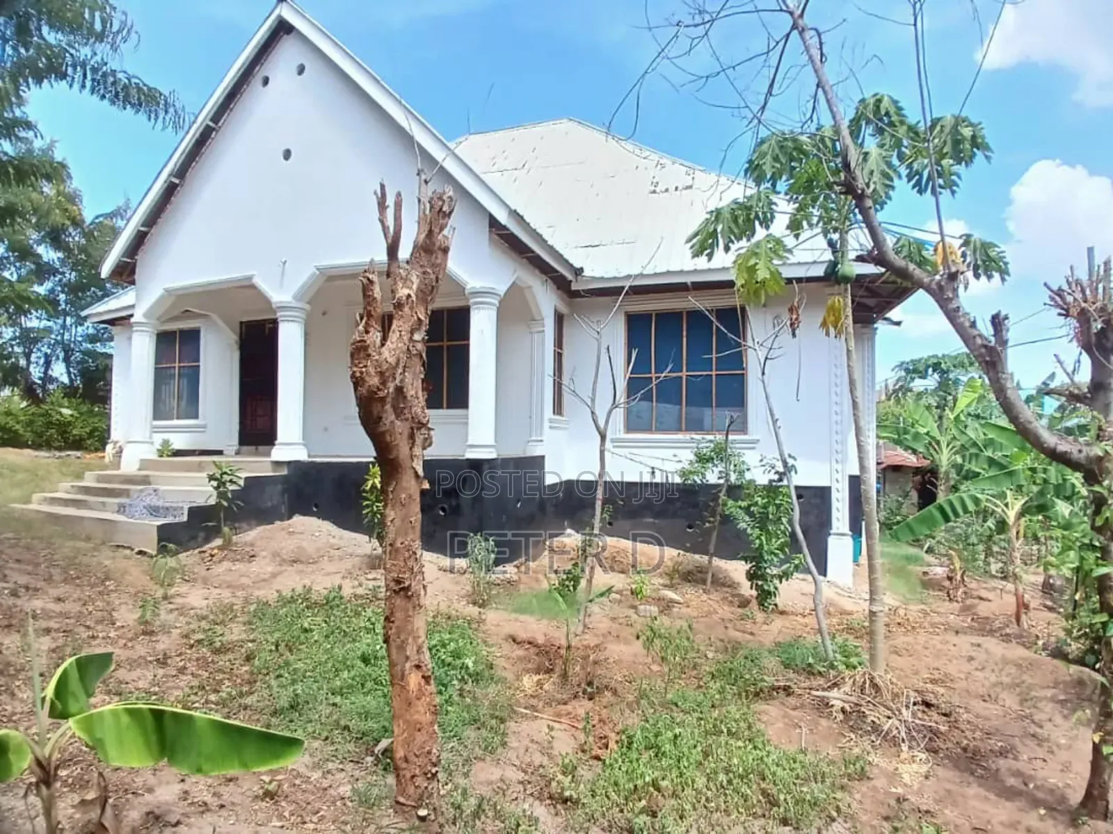 3bdrm House in Goba for sale
