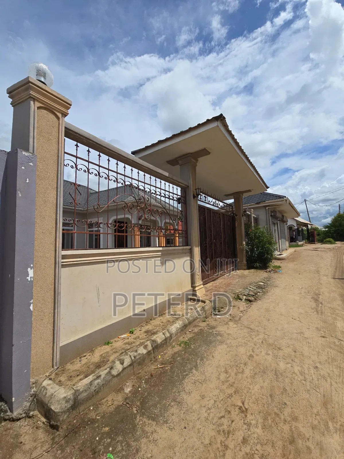 3bdrm House in Mbezi for sale