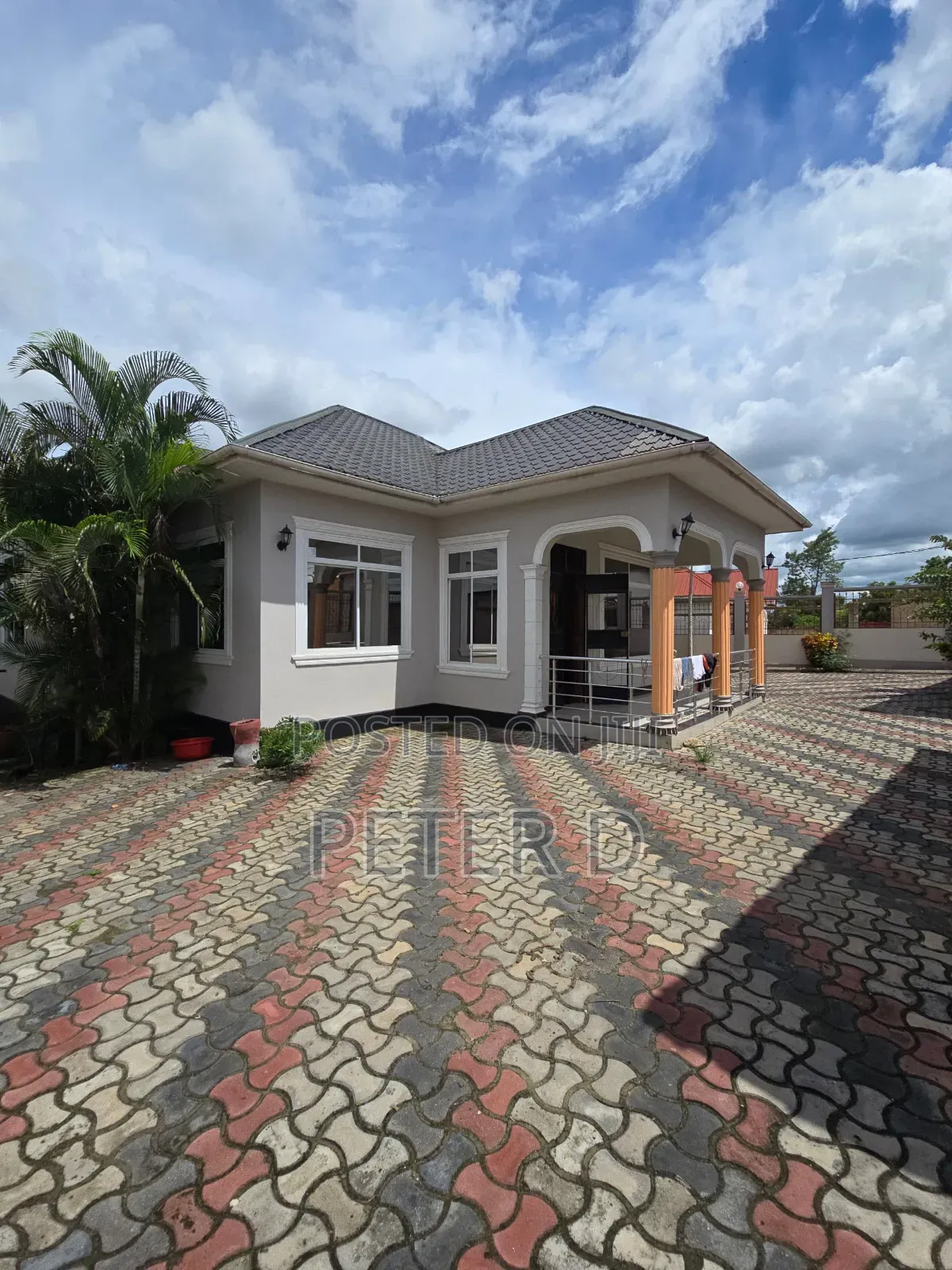 3bdrm House in Mbezi for sale