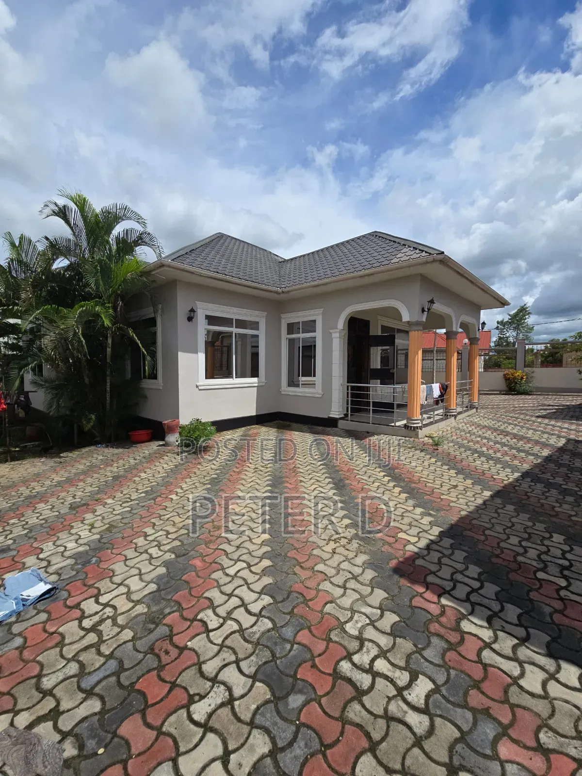 3bdrm House in Mbezi for sale