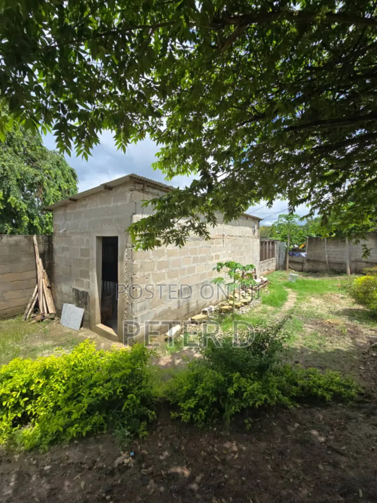 3bdrm House in Goba for sale