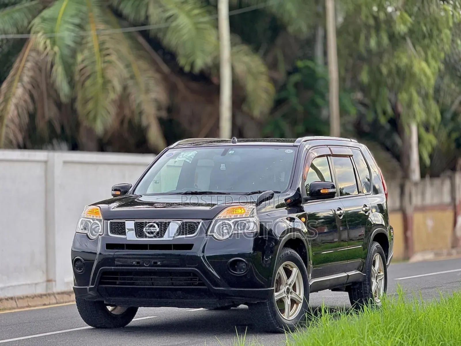 Nissan X-Trail 2012 Black