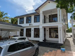 4bdrm Villa in Masaki for rent