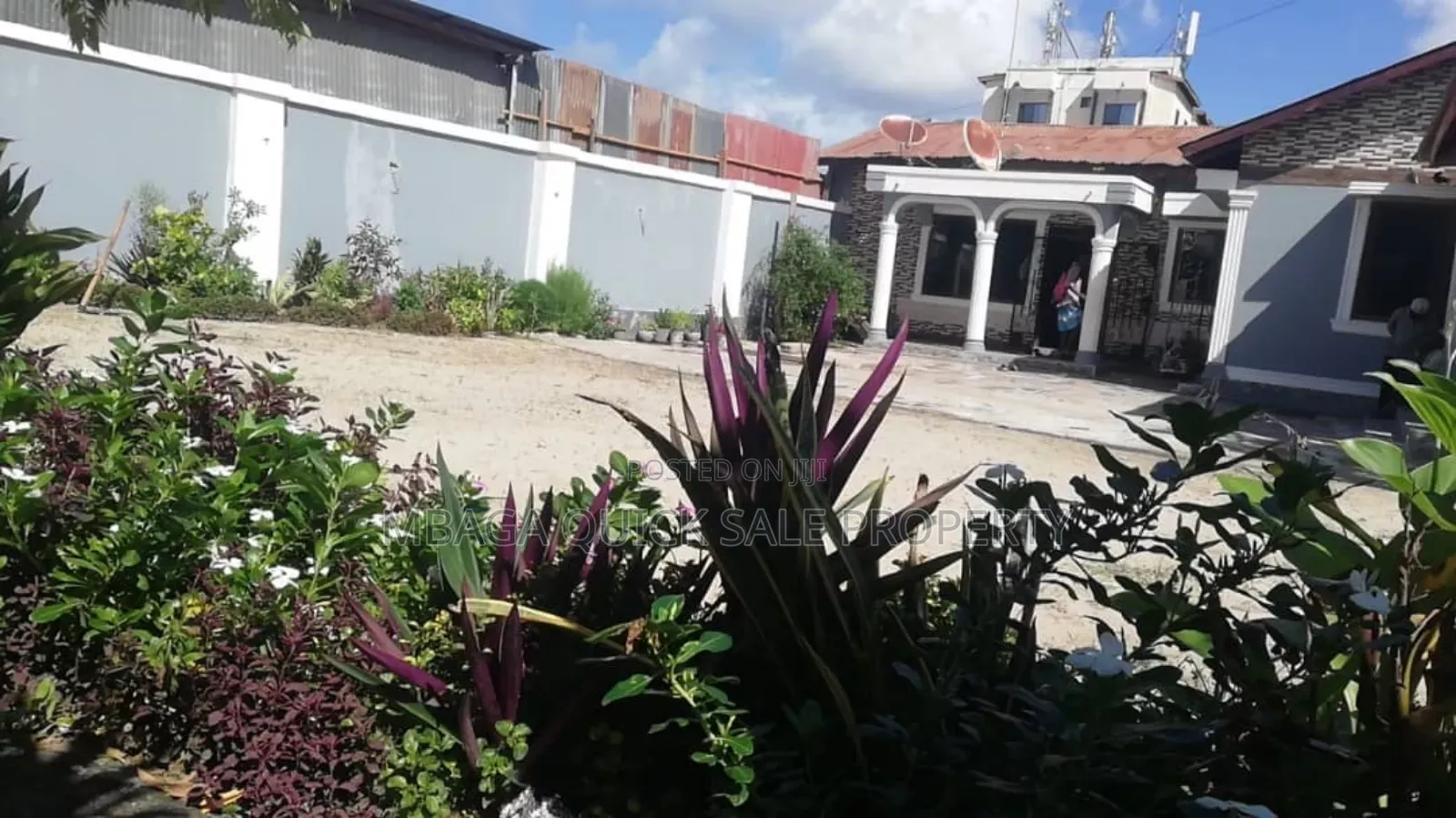 3bdrm House in Msasani General Tyre for rent