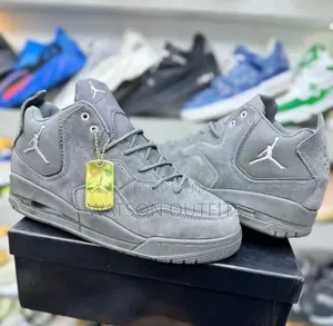 Jordan/Pure Leather Sneakers