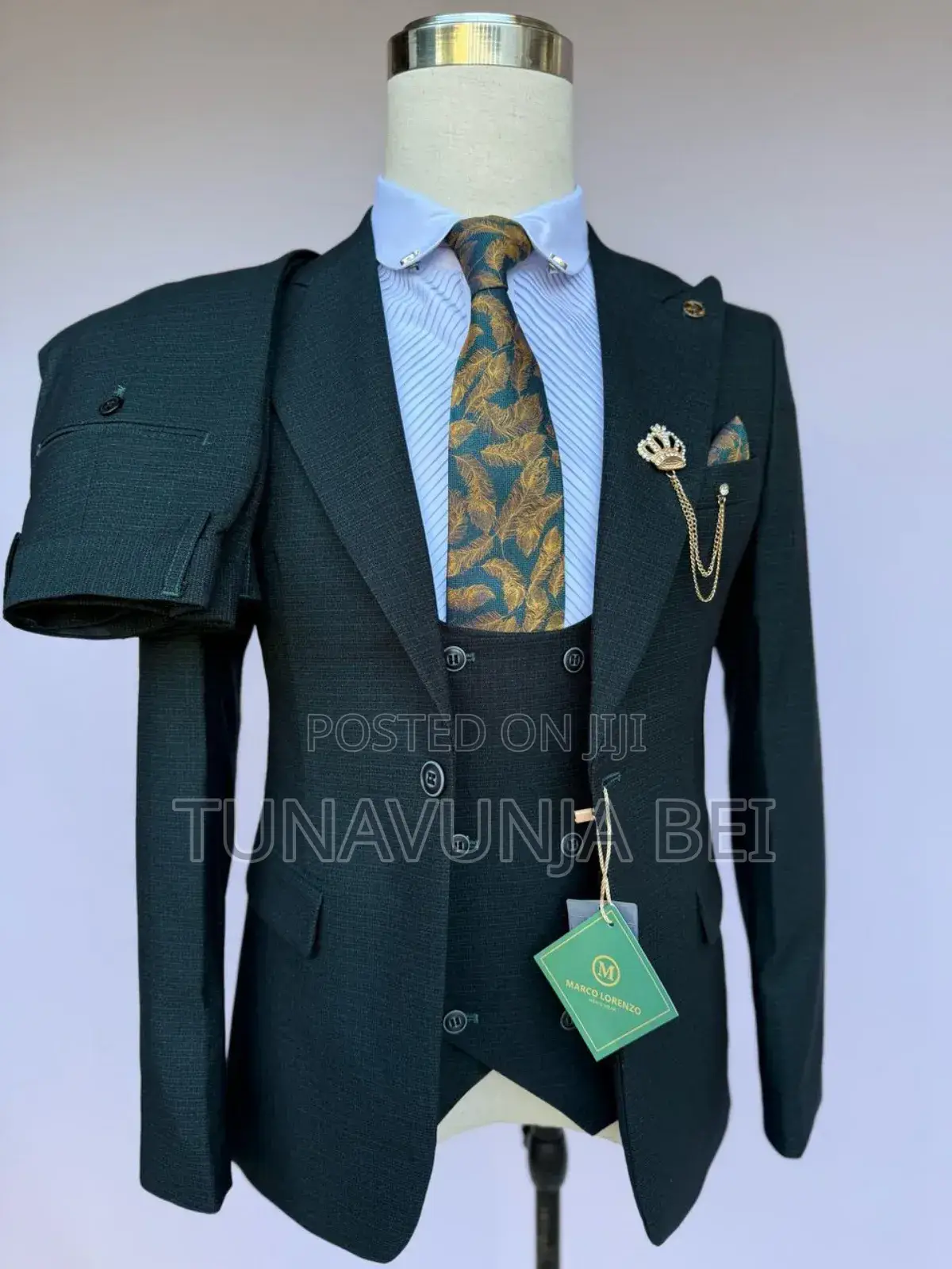 Suitable Suit / Marco Lorenzo Brand