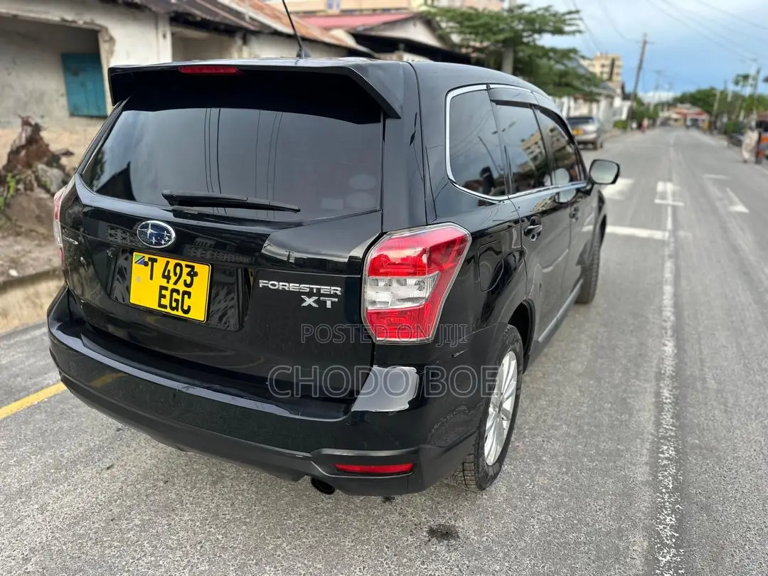 Subaru Forester 2014 Black