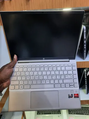 Laptop HP Pavilion 13 16GB AMD Ryzen 5 SSD 256GB