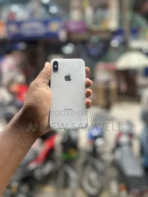 Apple iPhone X 64 GB White