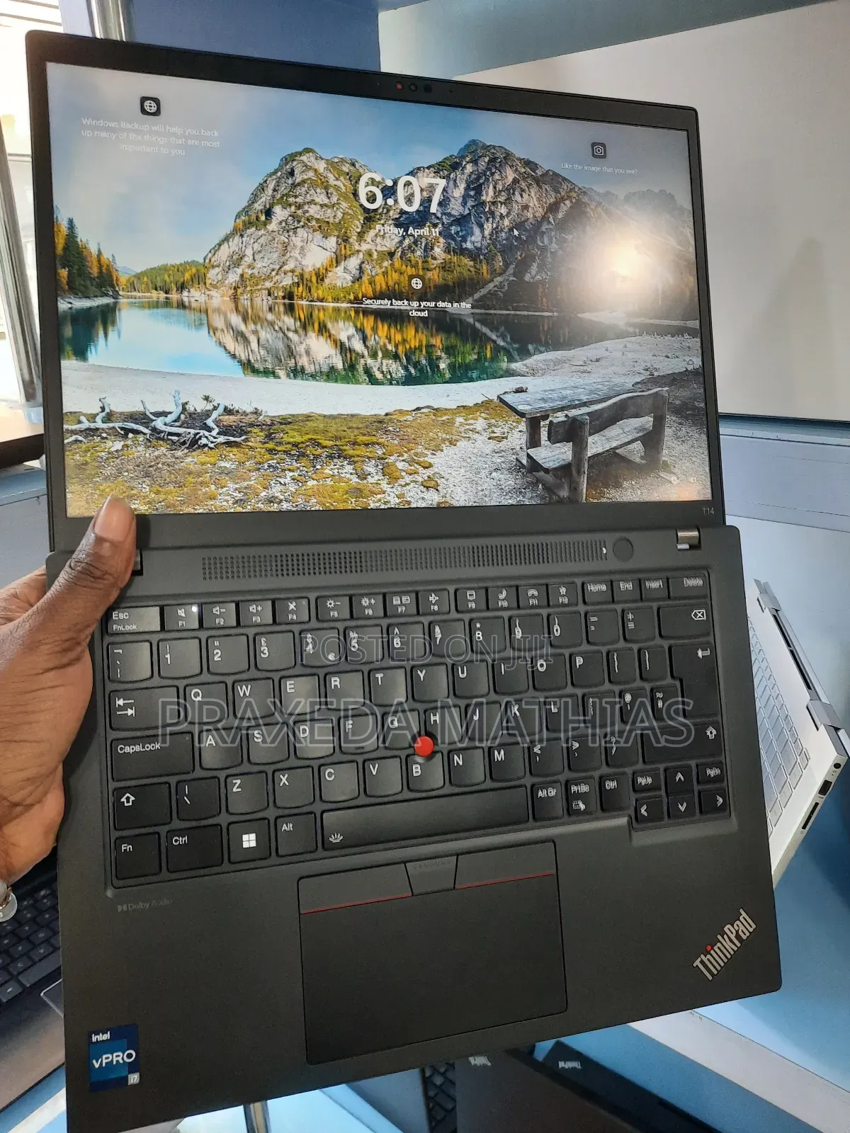 New Laptop Lenovo ThinkPad T14 16GB Intel Core I7 SSD 512GB