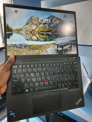 New Laptop Lenovo ThinkPad T14 16GB Intel Core I7 SSD 512GB