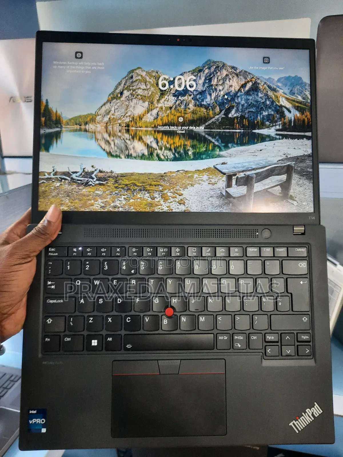 New Laptop Lenovo ThinkPad T14 16GB Intel Core I7 SSD 512GB