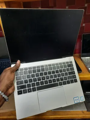 Laptop Huawei MateBook 13 WRT-W29E 16GB Intel Core I7 SSD 512GB