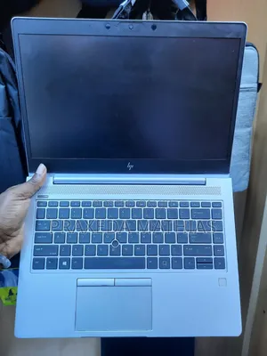 Laptop HP EliteBook 745 8GB AMD Ryzen 7 SSD 256GB