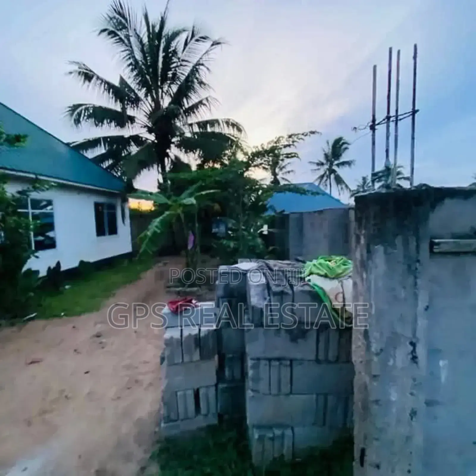 3bdrm House in Mbondole, Ilala for sale