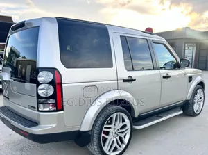 Land Rover Discovery 2016 Silver