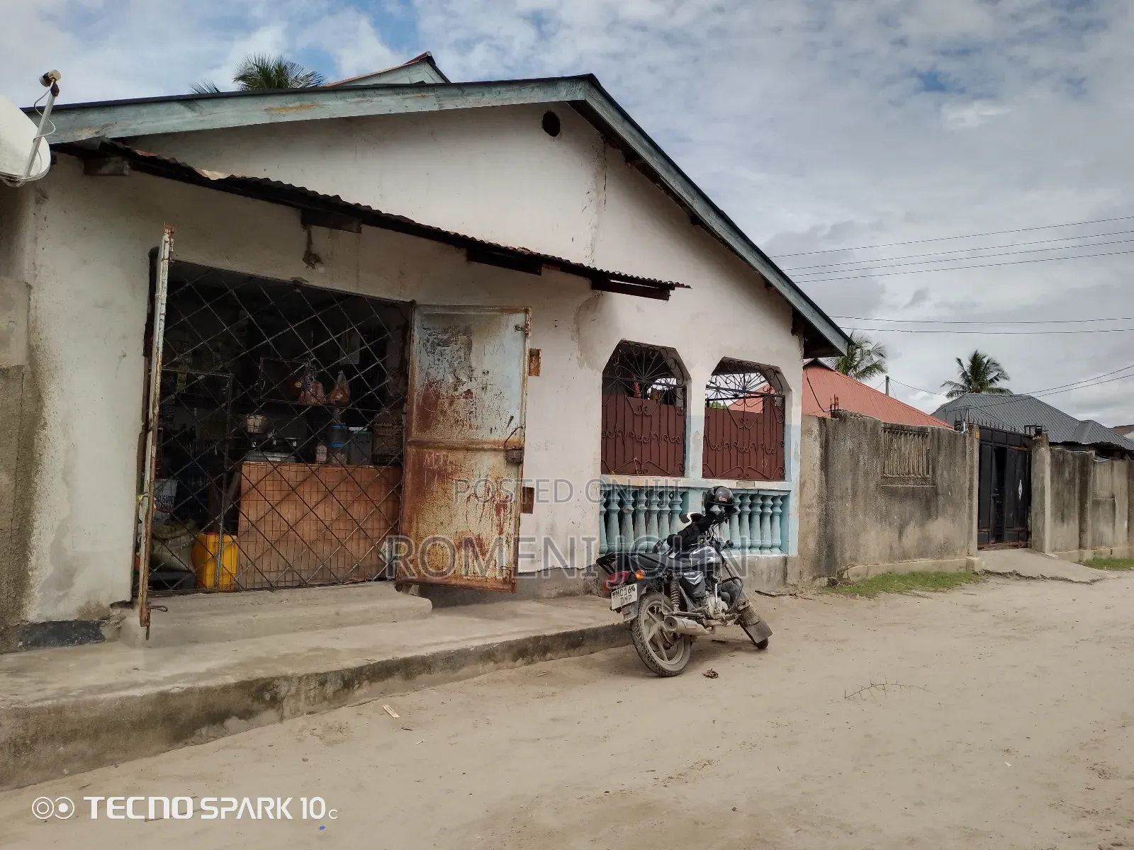 10bdrm House in Tanzania Daresalaam, Ilala for sale