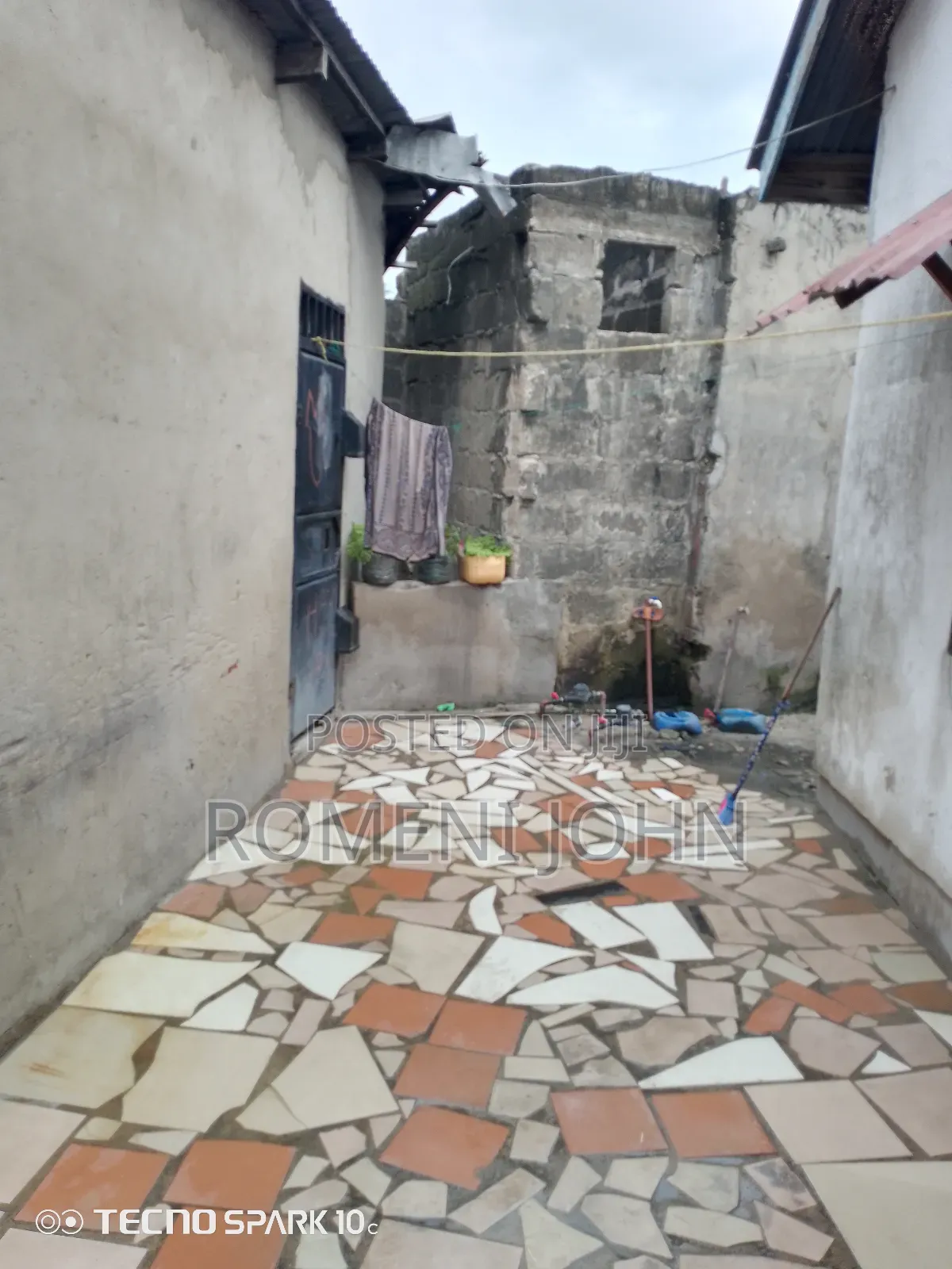 10bdrm House in Tanzania Daresalaam, Ilala for sale