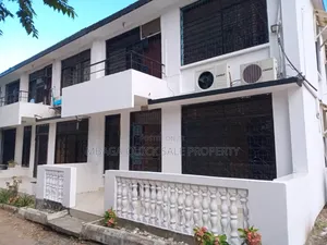 3bdrm Apartment in Upanga for sale