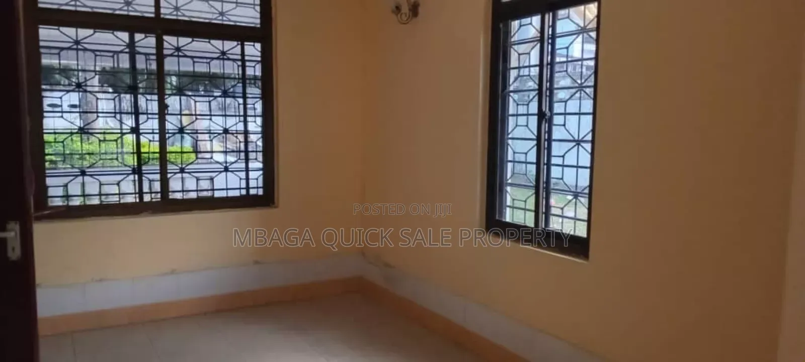3bdrm Apartment in Upanga for sale