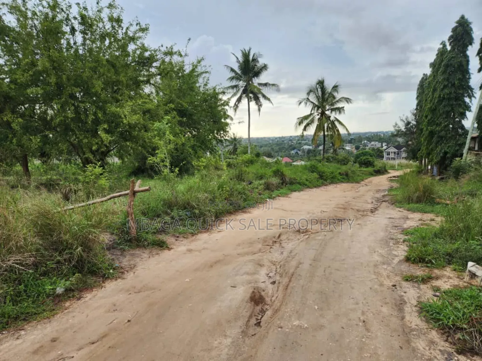 Corner Plot for Sale at Madale