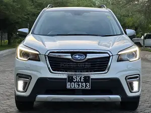 Subaru Forester 2019 White