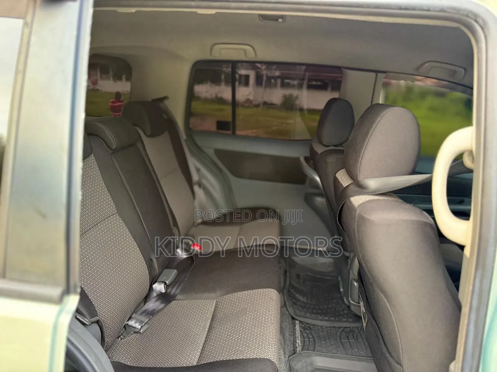 Toyota Raum 2008 Green