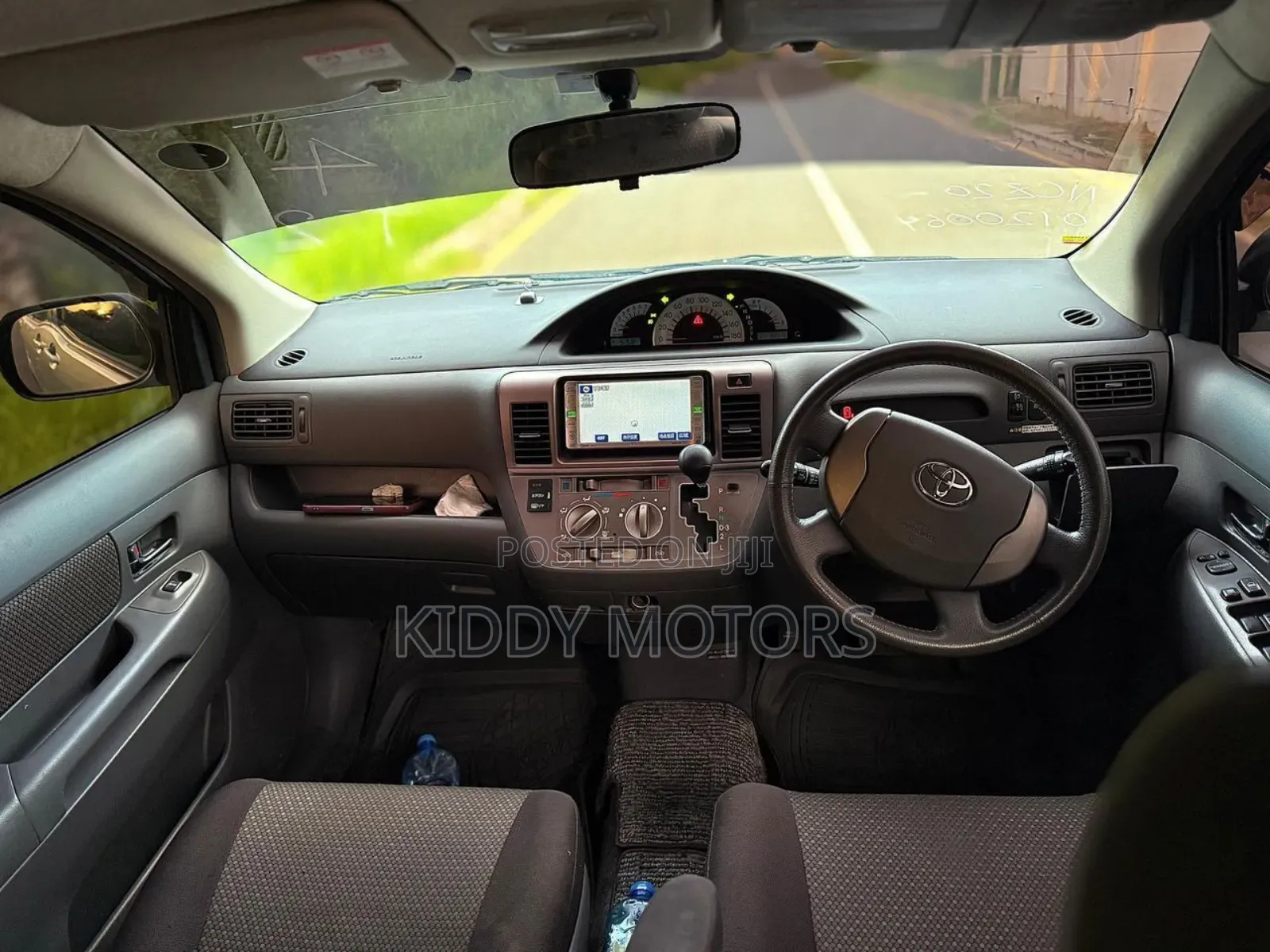 Toyota Raum 2008 Green