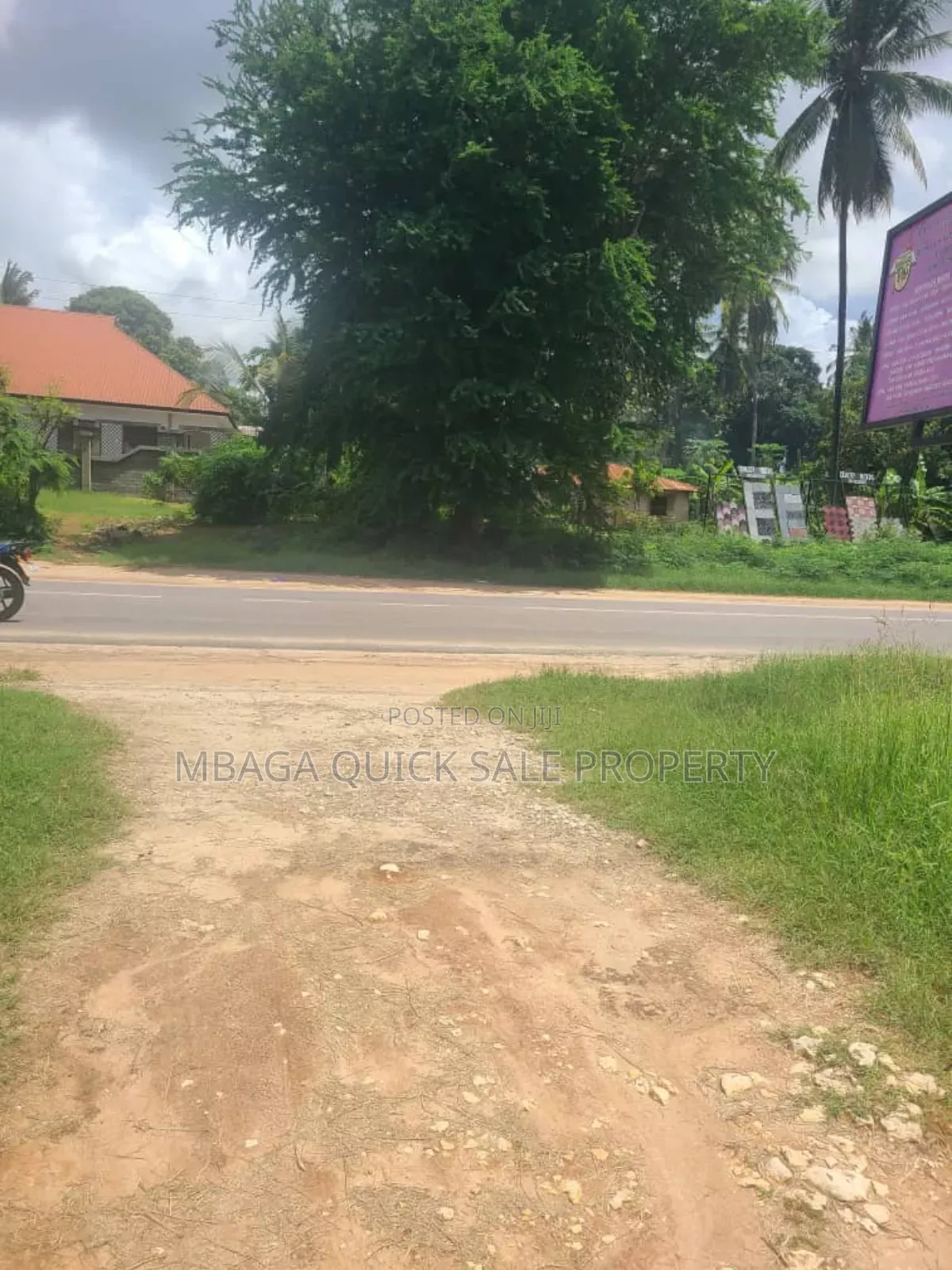 Big Plot for Sale at Kigamboni Mjimwema SQM 400