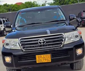 Toyota Land Cruiser 2011 Black